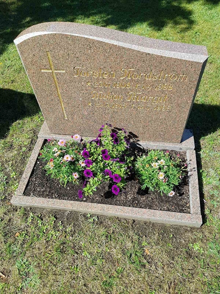 Grave number: 01  2238