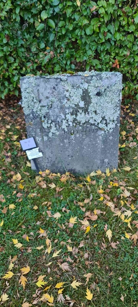 Grave number: M 12    7