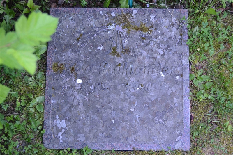 Grave number: 3 D   123