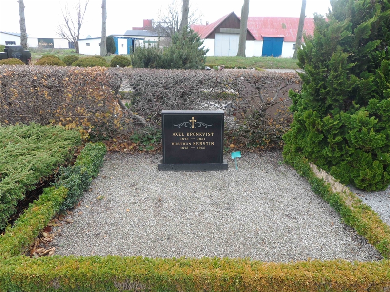 Grave number: ÖTN NMK11     3, 4