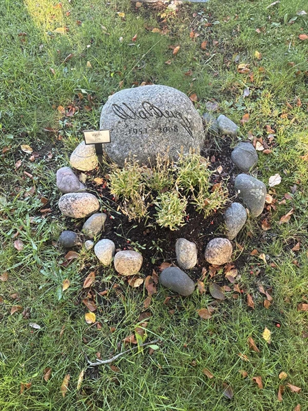 Grave number: 2 U15   326