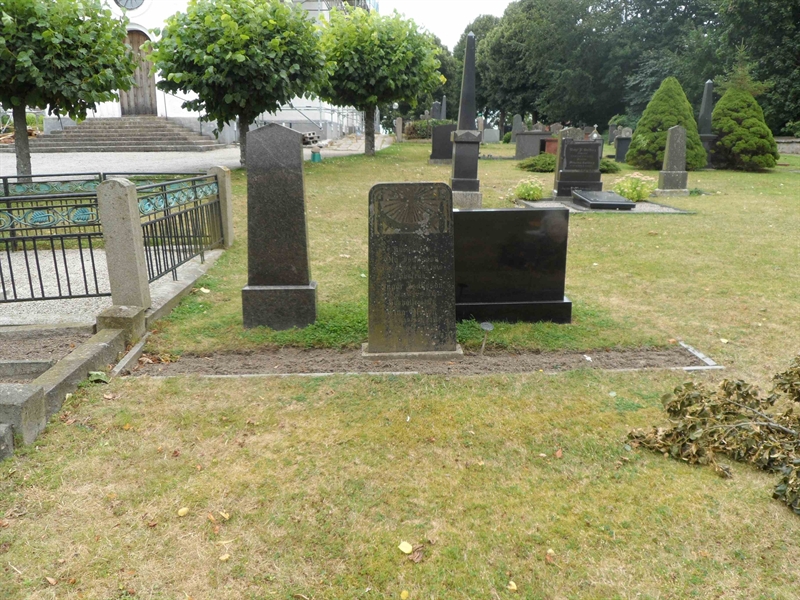 Grave number: SK B    75, 76, 77