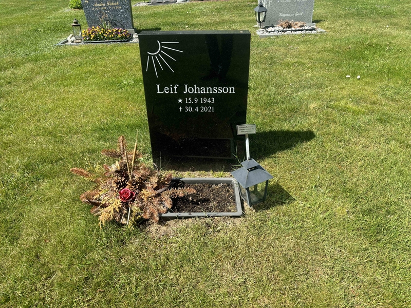 Gravnummer: HU 7    49, 50