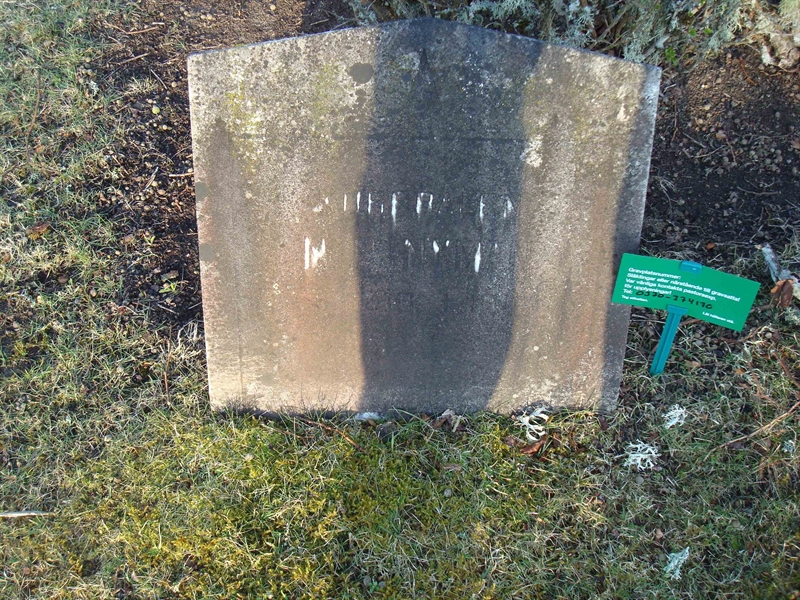 Grave number: KU 05    49