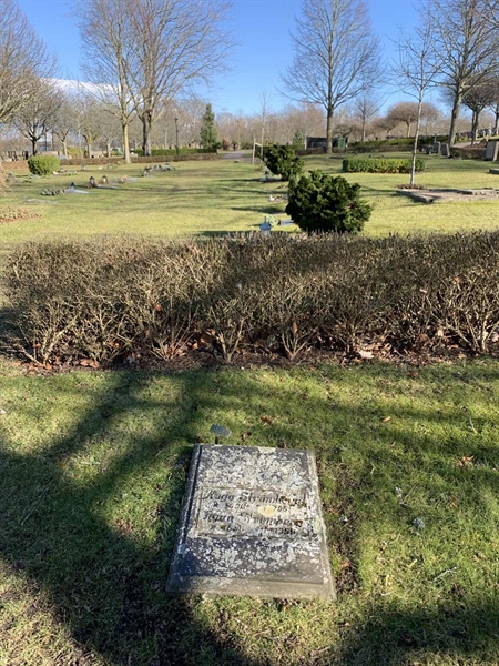Grave number: SÖ G    55, 56