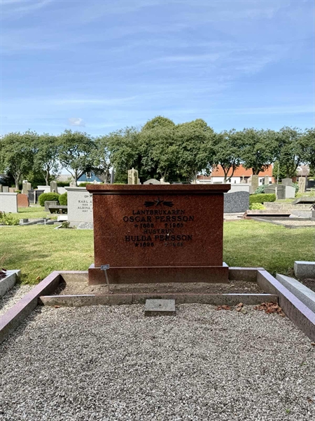 Grave number: ON C   591, 592
