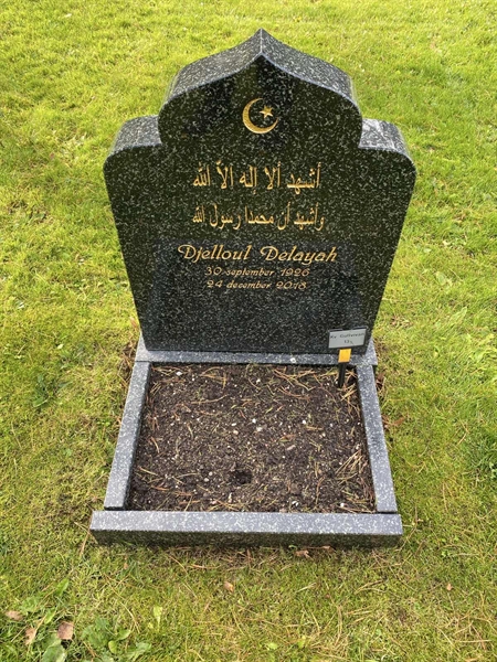 Hautatunnus: 2 G    13