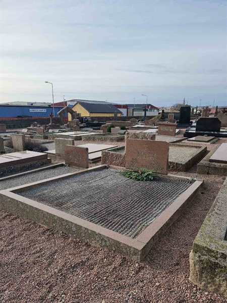 Hautatunnus: 2   797-798