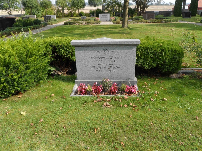 Grave number: SK H   179, 180