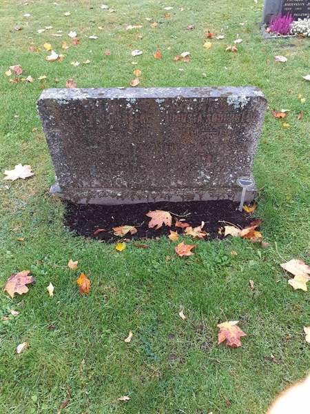 Grave number: 2 A   224a, 224b, 224c, 224d