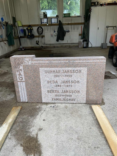 Grave number: GK 02   1343