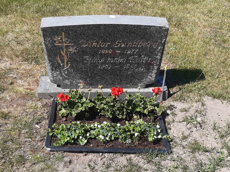 Grave number: JÄ 11    65