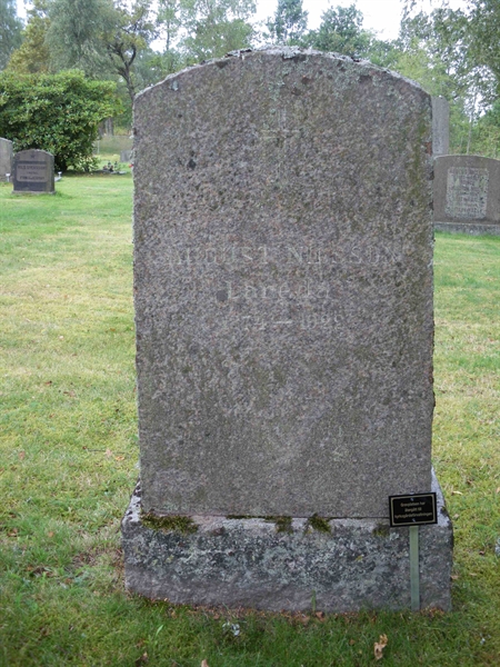 Grave number: SB 03    12
