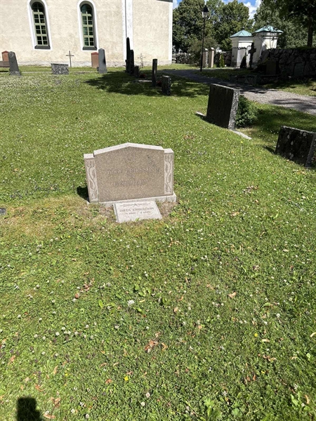 Grave number: 2 G  769-770