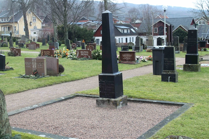 Grave number: ÖKK 6    98, 99