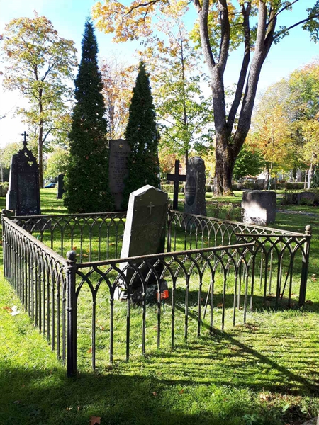 Gravnummer: GK F 1   105