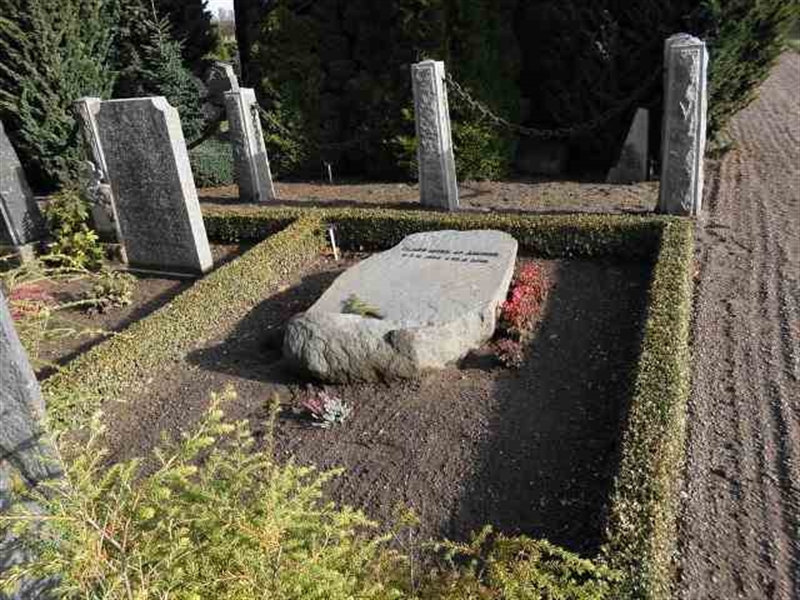 Grave number: VK 1 1194-1195