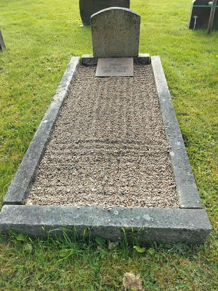 Grave number: TÖ 4 141