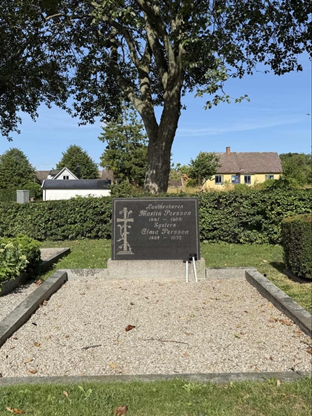 Hautatunnus: ON A    37, 38