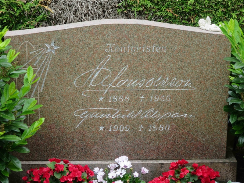 Grave number: HÖB 64    10