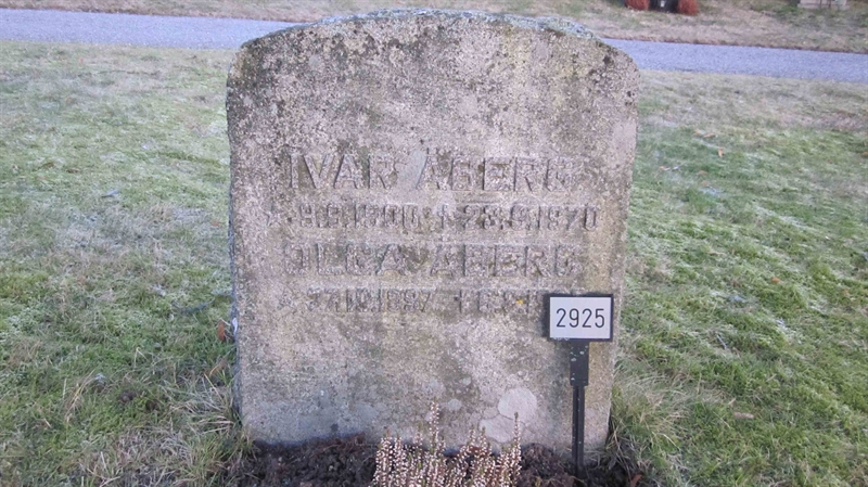 Grave number: KG H  2924, 2925