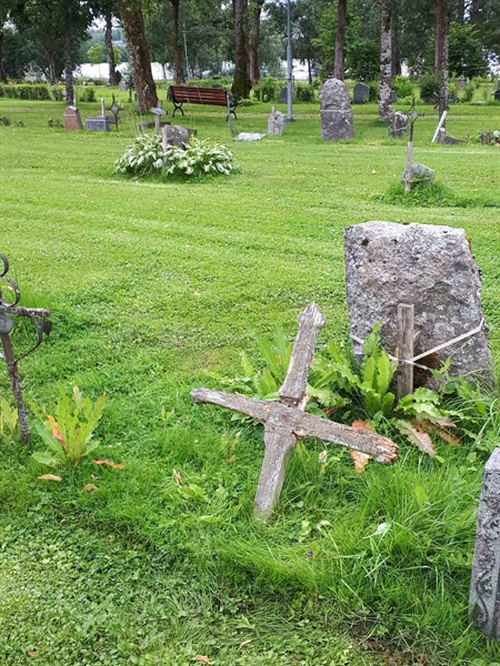 Gravnummer: GK A 4   305V