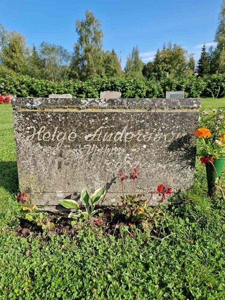 Grave number: 1 16    44