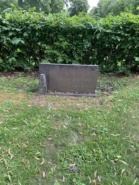 Grave number: 1 SK   82