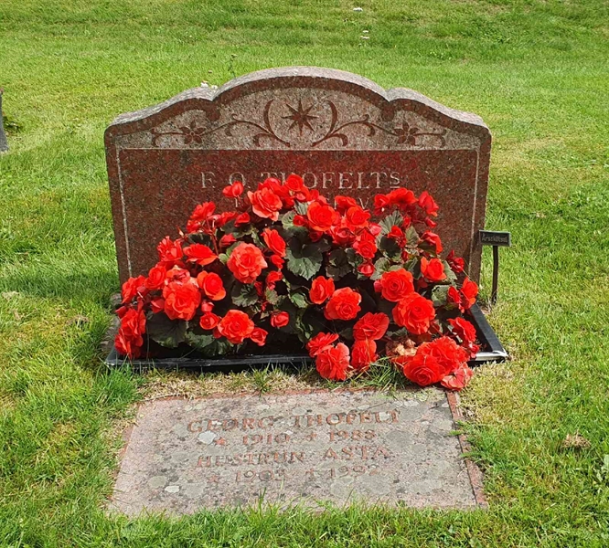 Grave number: 1 O    61-62