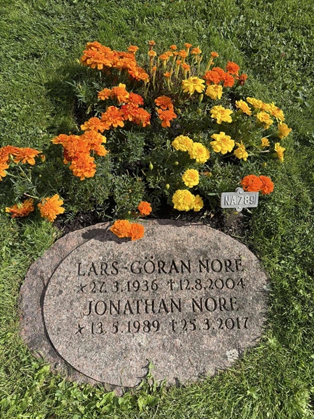Grave number: 1 NA   789