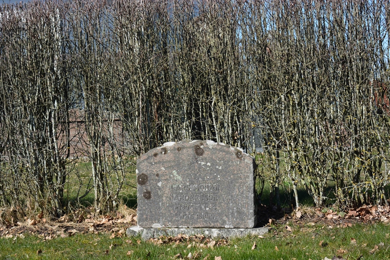 Grave number: B1 5    84