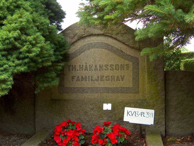 Grave number: HÖB 13   391
