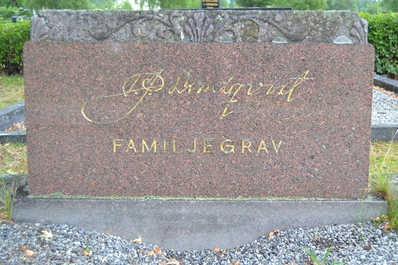 Grave number: 1 B   115