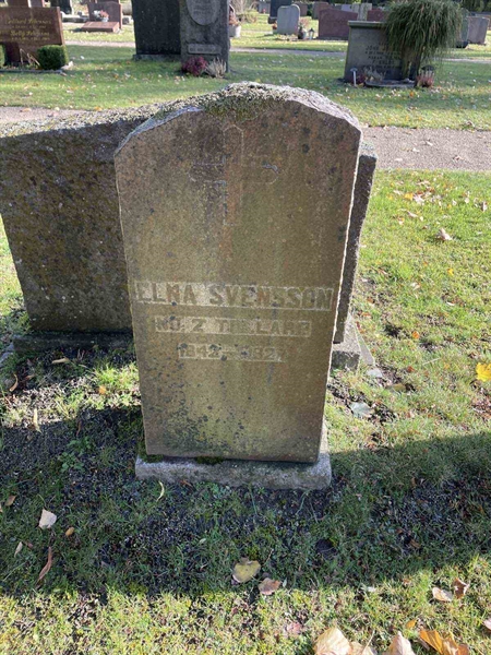 Grave number: VV 5   135, 136