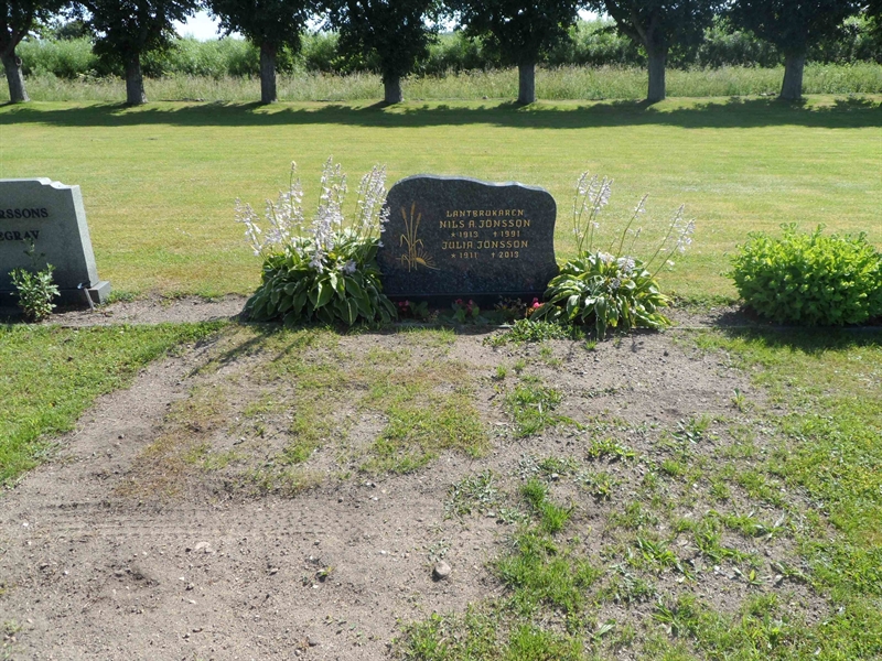 Grave number: ÖV G    42, 43