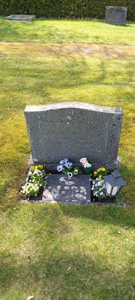 Grave number: 3 Nya G    53-54