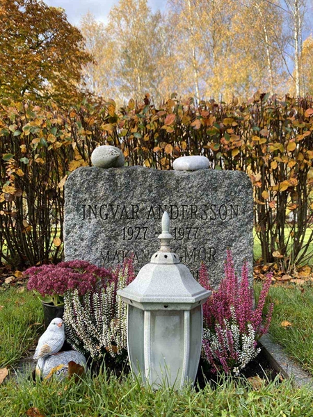 Grave number: 1 24     53