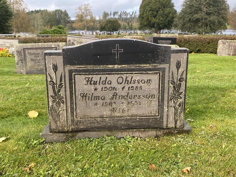 Grave number: 4 Öv 17   159-160