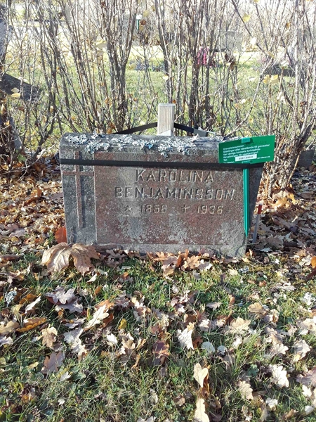 Grave number: NO 23   239