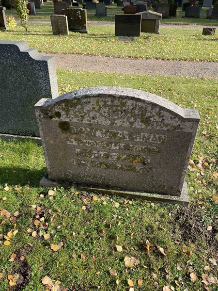 Grave number: VV 5   335, 336