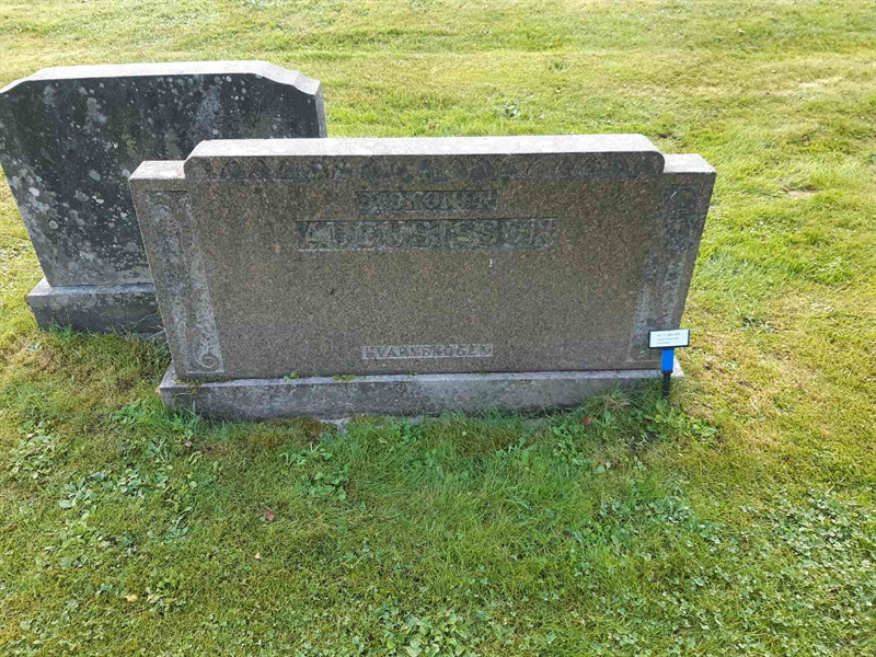 Grave number: Fr 7   224-225
