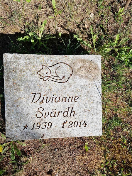 Grave number: 2 15 1951