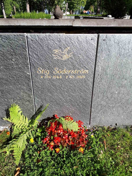 Gravnummer: GK U 4   496