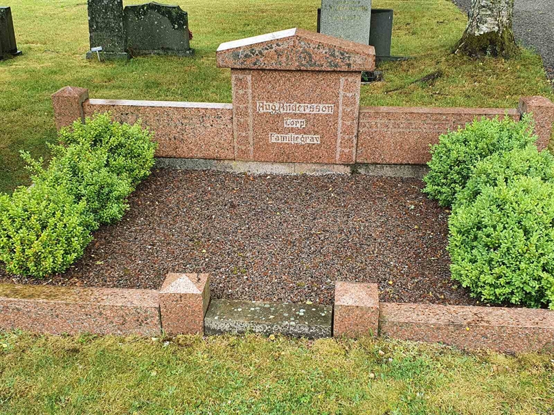 Grave number: HA GA.A   193-195