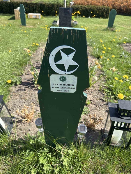 Grave number: R 05M 281