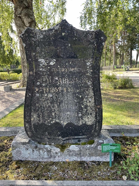 Grave number: 1 U   526A