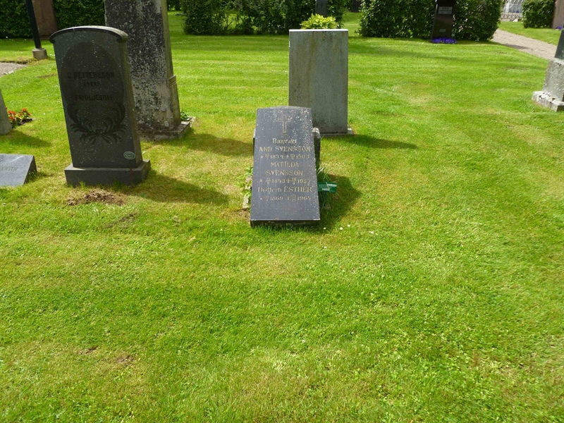 Grave number: ROG C  137, 138