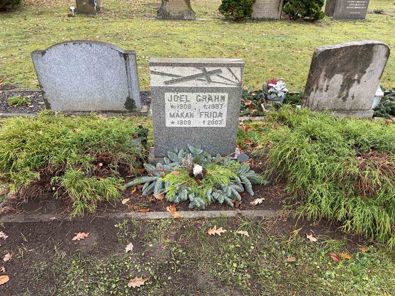 Grave number: VV 2   181, 182