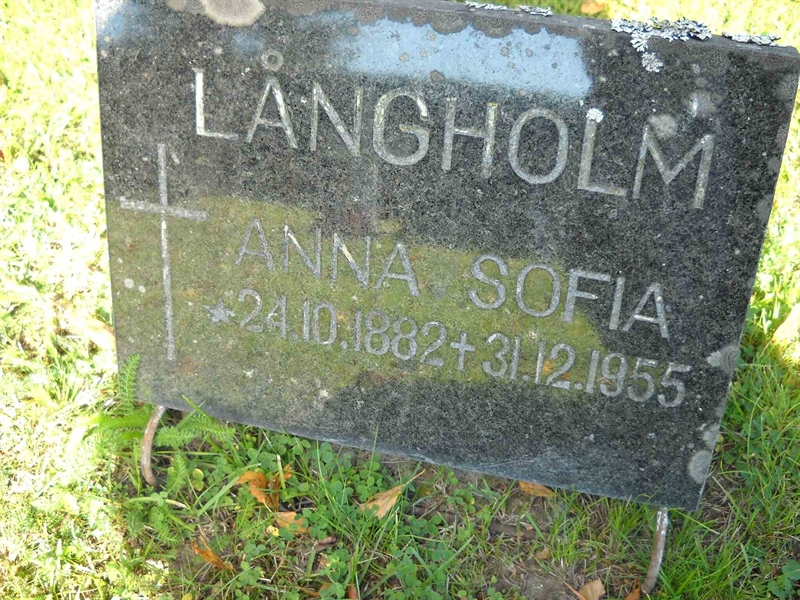 Grave number: 3 MB 16 52