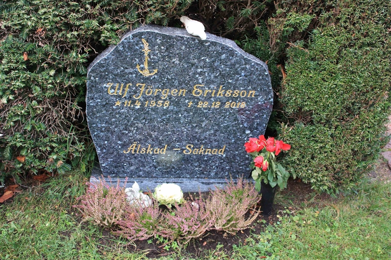 Grave number: Ö U09    32